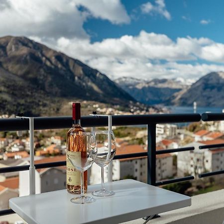 Lana Sea View Apartment Kotor Exterior foto