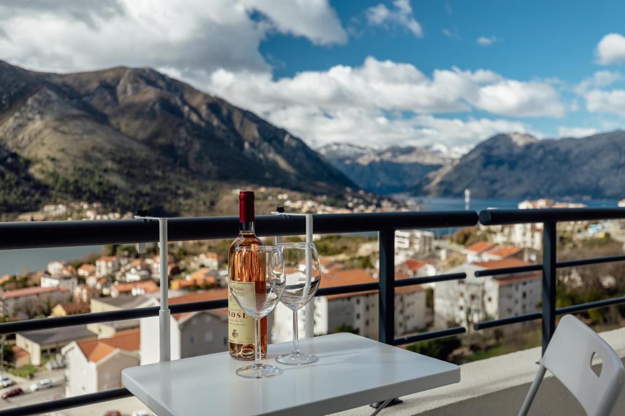 Lana Sea View Apartment Kotor Exterior foto