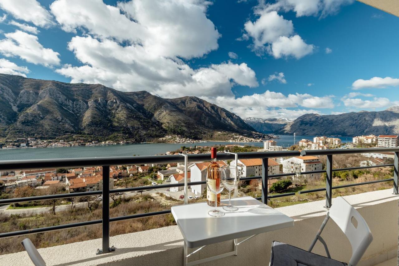 Lana Sea View Apartment Kotor Exterior foto