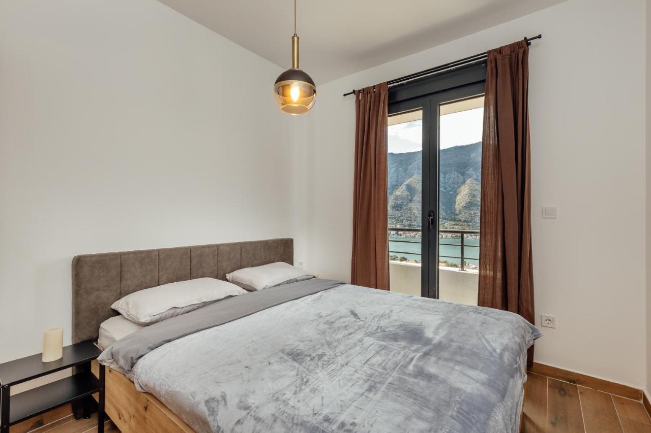Lana Sea View Apartment Kotor Exterior foto